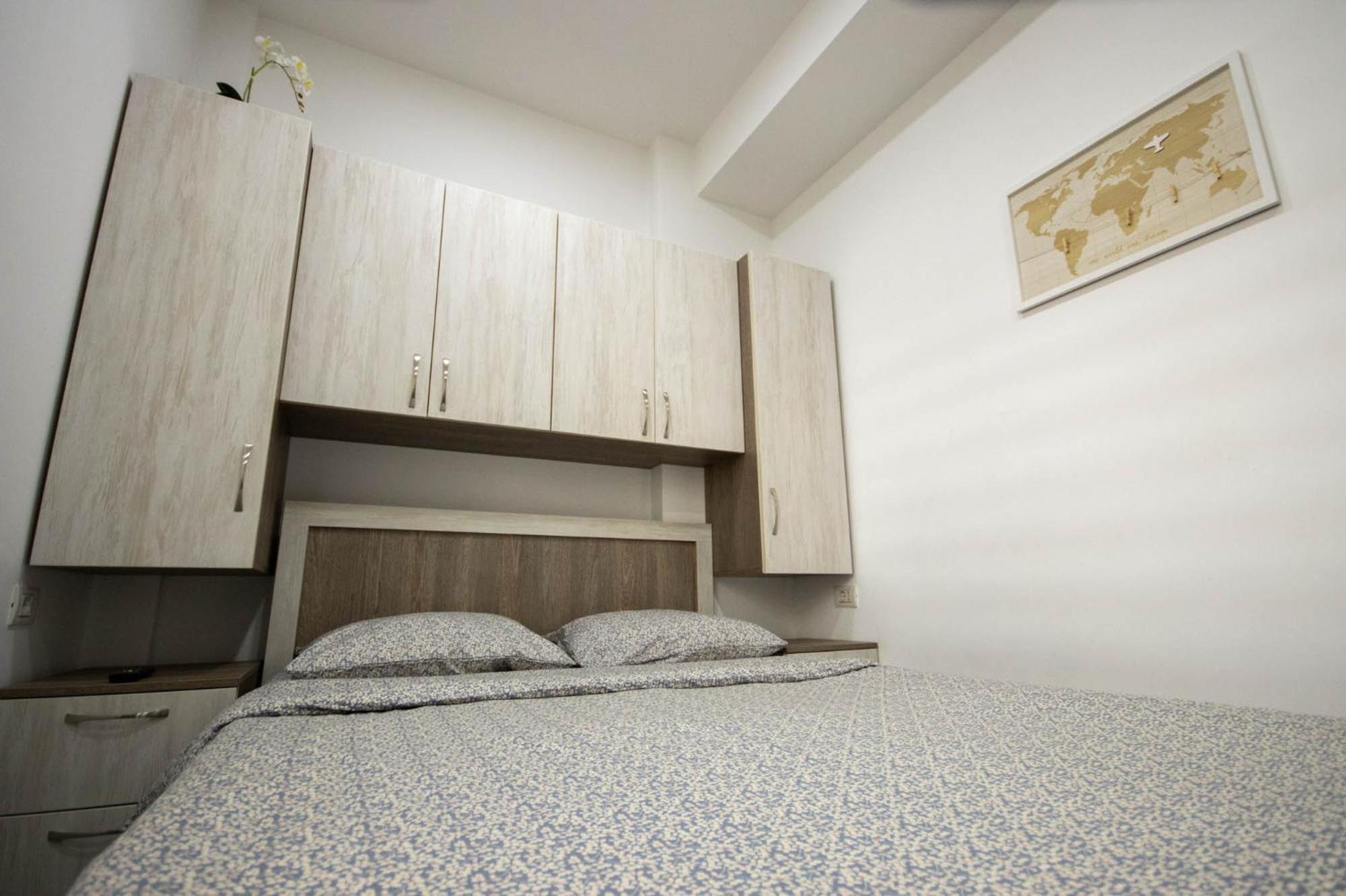 Astar Apartments - Small Рэдэуци Экстерьер фото